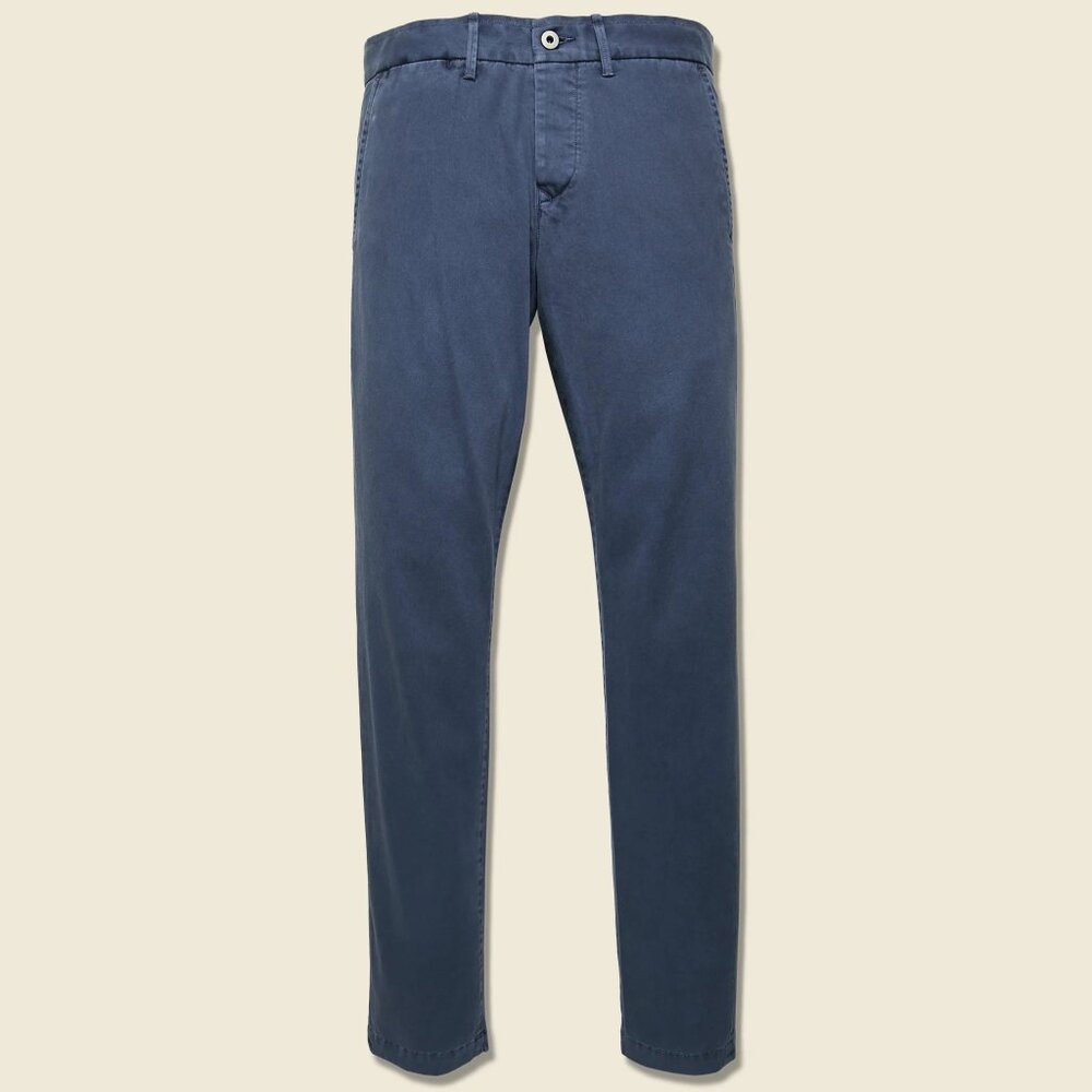 life/after/denim Weekend Chino in Navy Blue, Men's size 32. Slim, tall